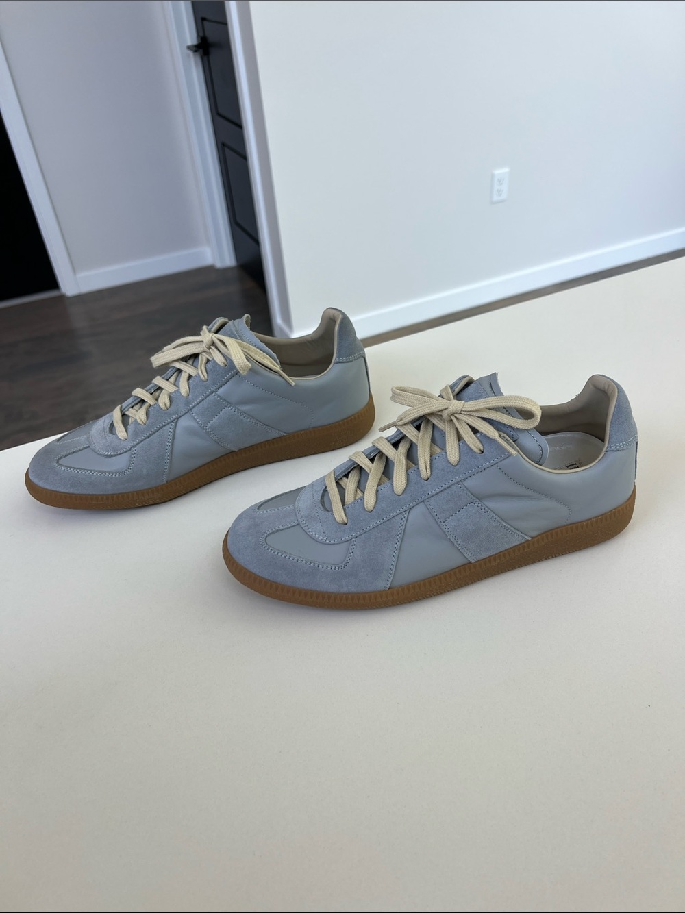 Maison Margiela men’s sports shoes sneakers trainers light blue leather size 40 - Picture 10 of 14